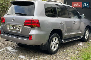 Lexus LX  2008