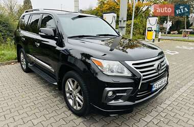 Lexus LX  2013