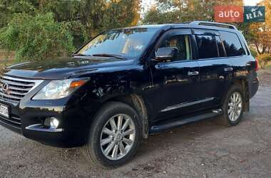 Lexus LX  2008