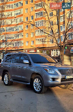 Lexus LX  2008