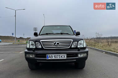Lexus LX  2005