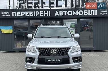 Lexus LX  2008