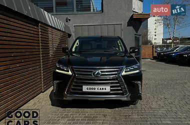 Lexus LX  2017