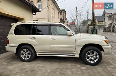 Lexus LX  2005