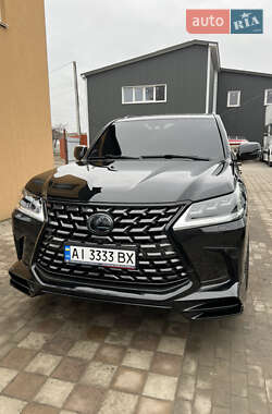 Lexus LX  2020