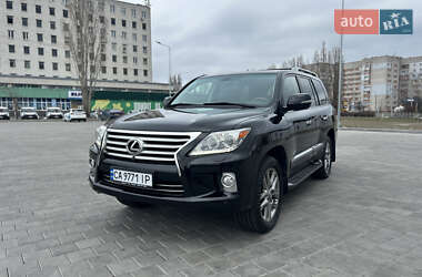 Lexus LX  2012