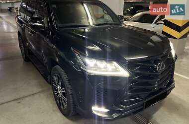 Lexus LX  2019