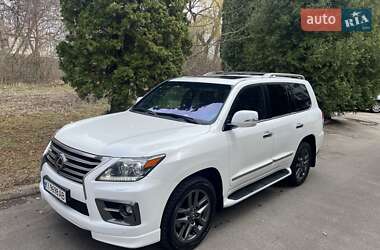 Lexus LX 2013