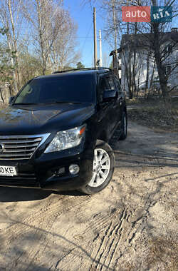 Lexus LX  2008