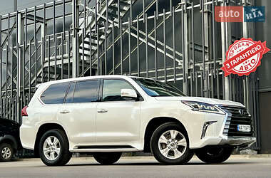 Lexus LX  2017
