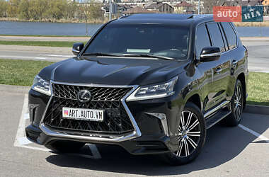 Lexus LX  2018