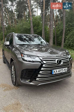 Lexus LX  2023