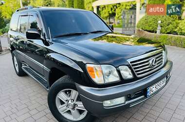 Lexus LX  2004