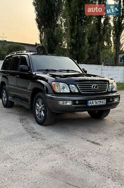 Lexus LX  2004