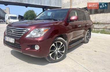 Lexus LX  2011