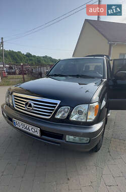 Lexus LX  2005