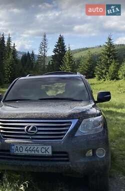 Lexus LX  2008
