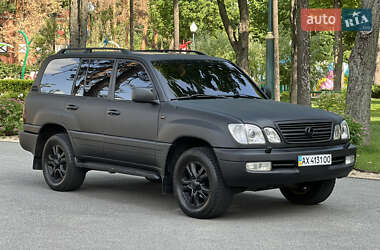 Lexus LX  2000