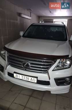 Lexus LX  2012