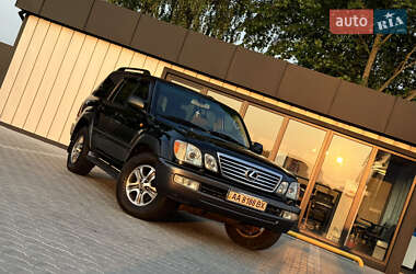 Lexus LX  2006