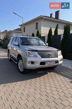 Lexus LX  2008