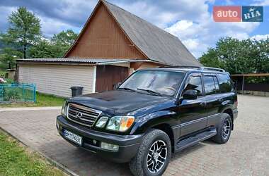 Lexus LX  2003