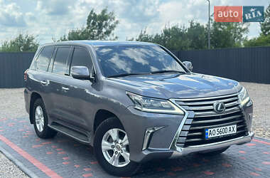 Lexus LX  2017
