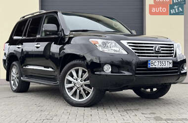Lexus LX  2011