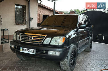 Lexus LX 2005