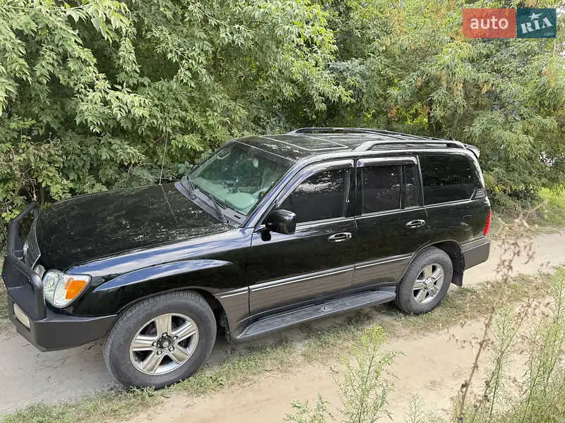 Lexus LX