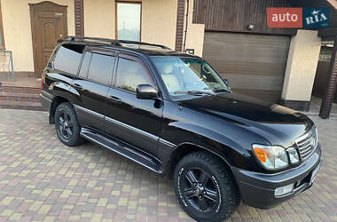 Lexus LX  2006