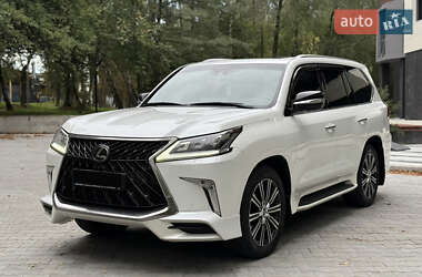 Lexus LX  2019
