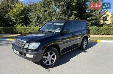 Lexus LX  2004