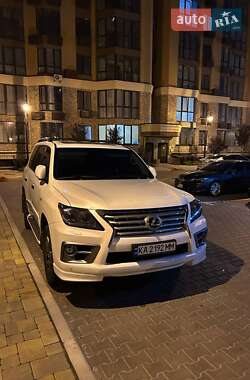 Lexus LX  2010