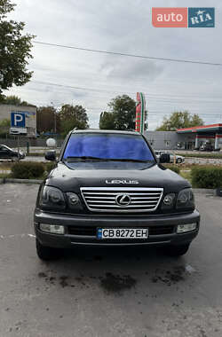 Lexus LX  2005
