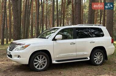 Lexus LX 2008