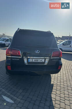 Lexus LX  2008
