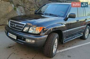 Lexus LX  2004