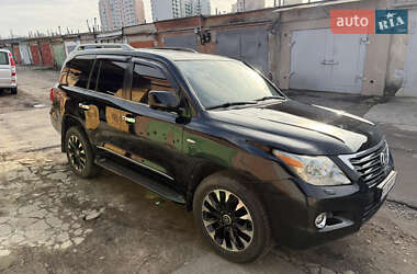 Lexus LX 2008