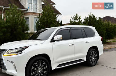 Lexus LX 2017