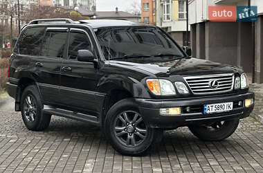 Lexus LX  2004