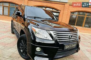 Lexus LX 2011