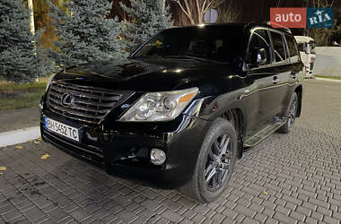 Lexus LX  2008