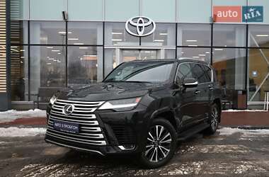 Lexus LX  2024