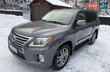 Lexus LX  2012