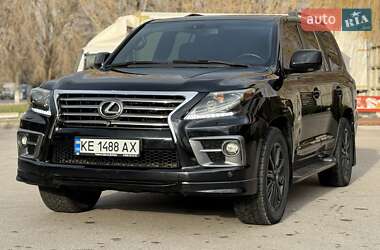 Lexus LX  2008