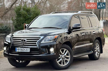 Lexus LX  2013