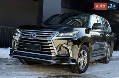 Lexus LX 2021
