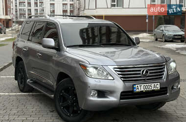 Lexus LX  2008