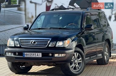 Lexus LX  2005